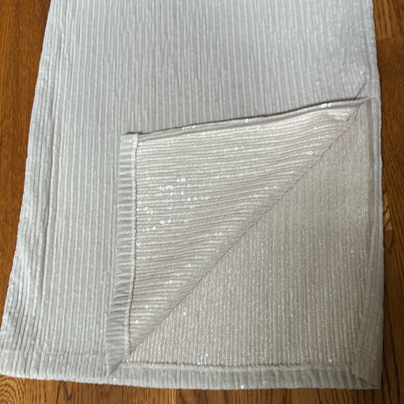 Zara Sequined crinkled slit hem cream midi skirt sz.S - Picture 10 of 16